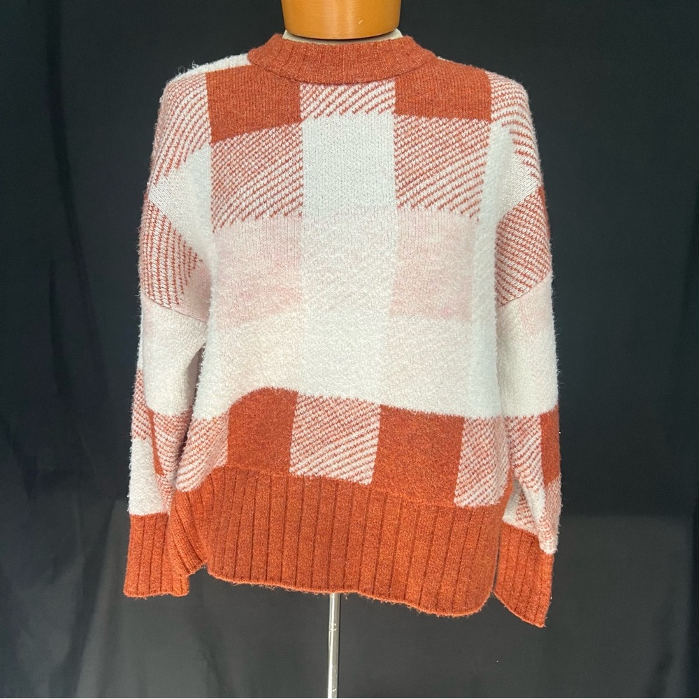 EUC - A new day - peppy plaid sweater - size s